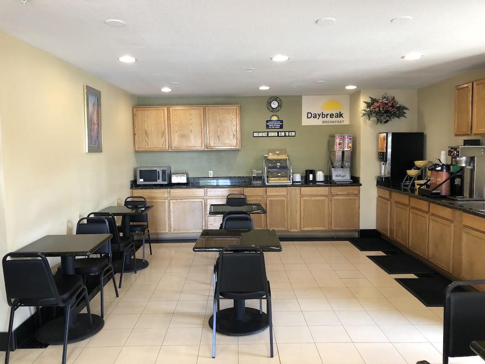 Days Inn By Wyndham Tucson Airport Drexel Heights Extérieur photo