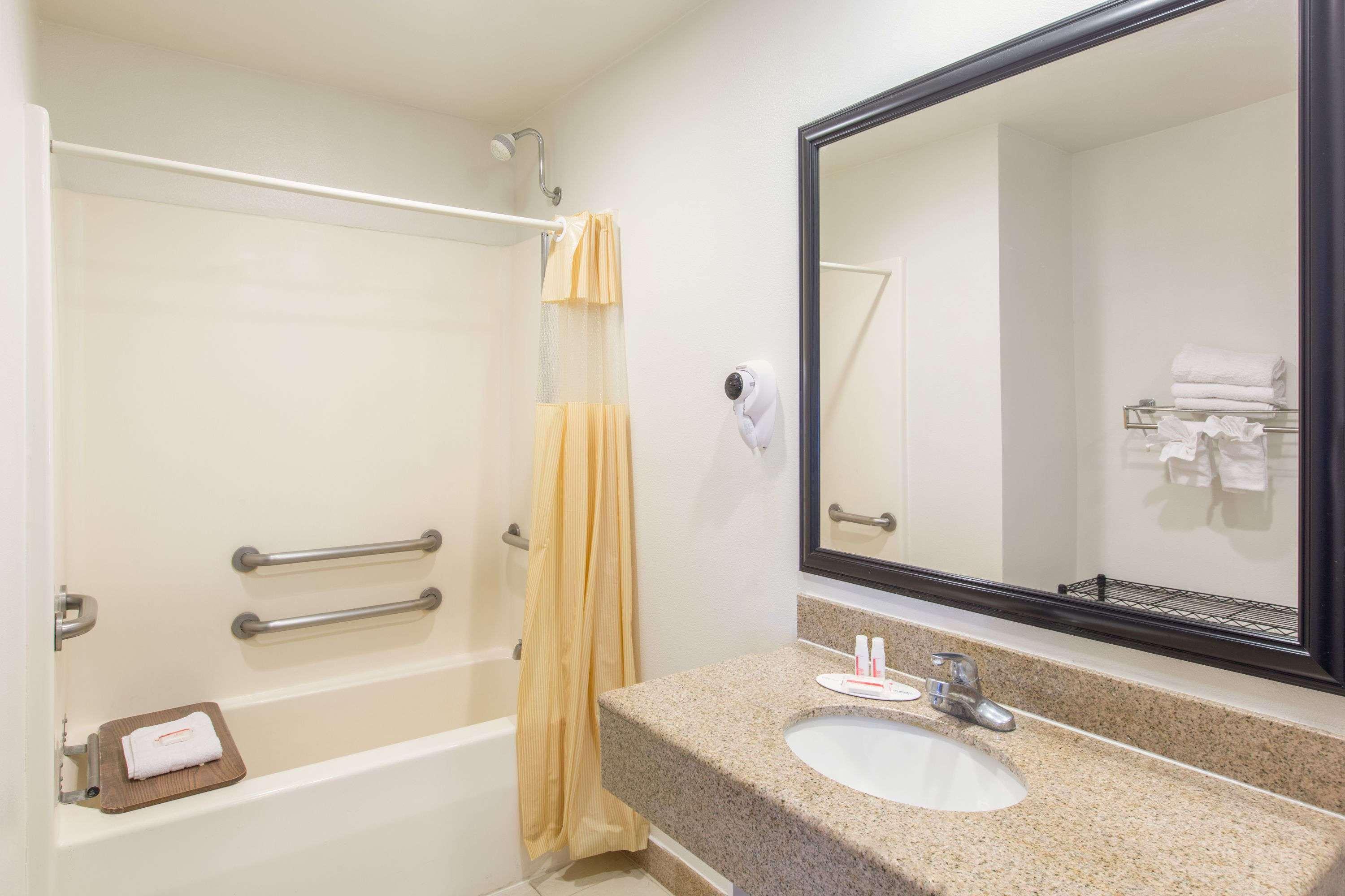Days Inn By Wyndham Tucson Airport Drexel Heights Extérieur photo
