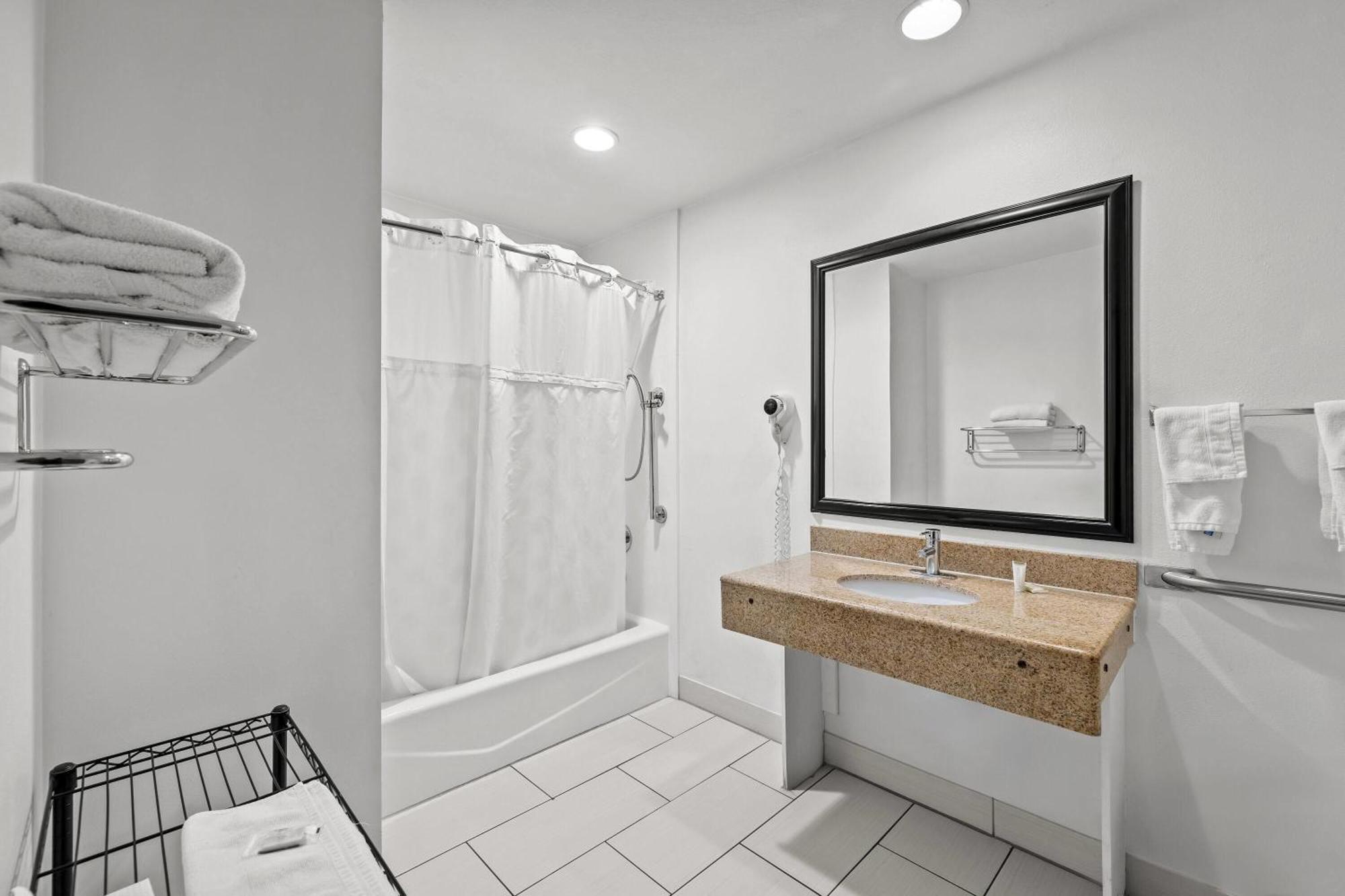 Days Inn By Wyndham Tucson Airport Drexel Heights Extérieur photo