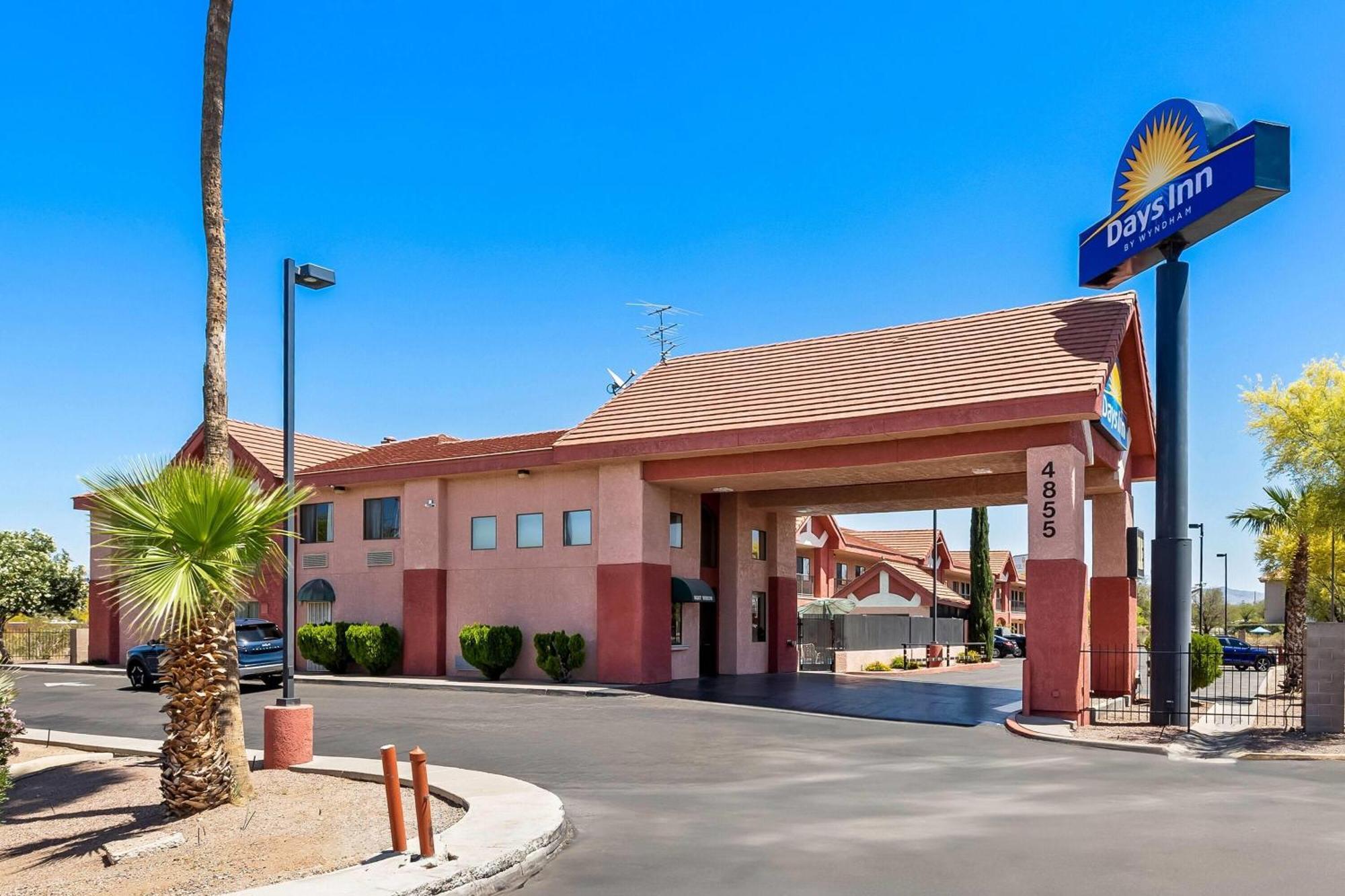 Days Inn By Wyndham Tucson Airport Drexel Heights Extérieur photo